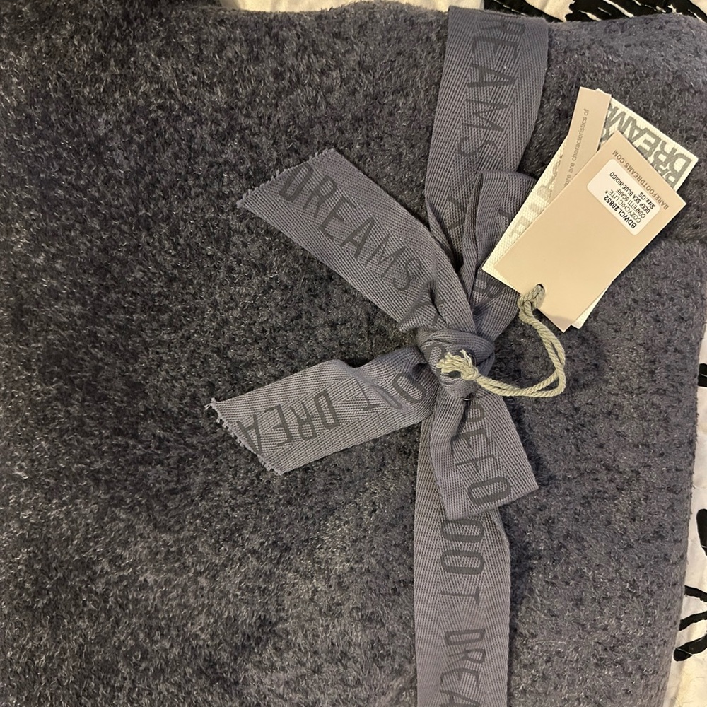 Barefoot Dreams Indigo Blue Cozy Scarf NWT